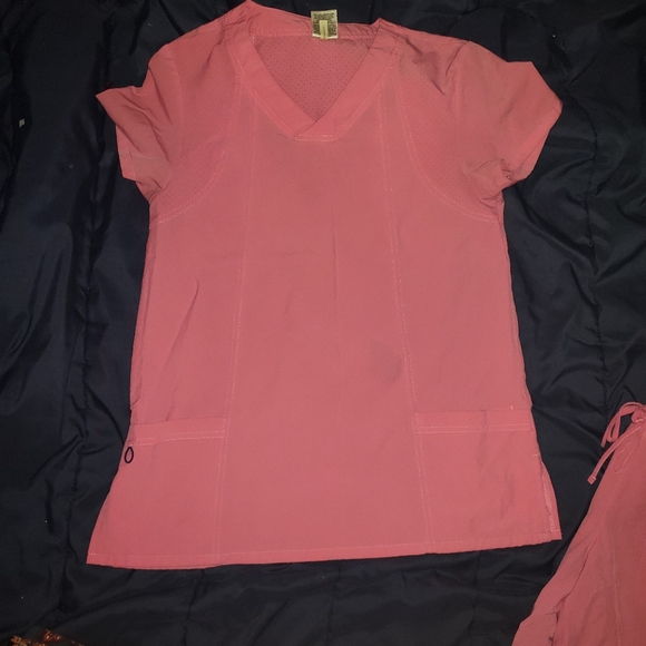 Scrub set - Picture 3 of 5